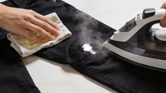 Come rimuovere i lucidi dal tessuto dopo la stiratura senza andare in lavanderia: un rimedio casalingo risolve il problema