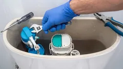 Water flowing from the toilet bowl after flushing. Three solutions to eliminate this constant leak