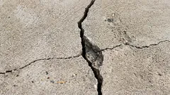 Come proteggere il calcestruzzo dalle crepe una volta per tutte: basta un solo strato