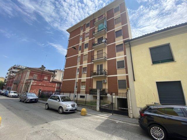 Stradella (PV) Via Pisacane VENDITA Appartamento quadrilocale con box e cantina Rif. 711