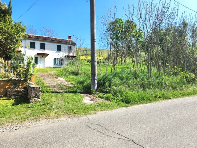Torricella Verzate (PV) VENDITA casa semindipendente con giardino Rif. C451